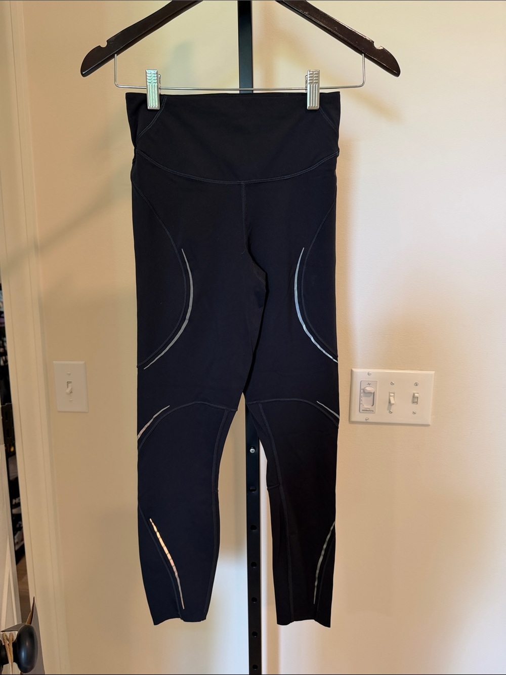 lululemon athletica Black Reflective Trim Leggings